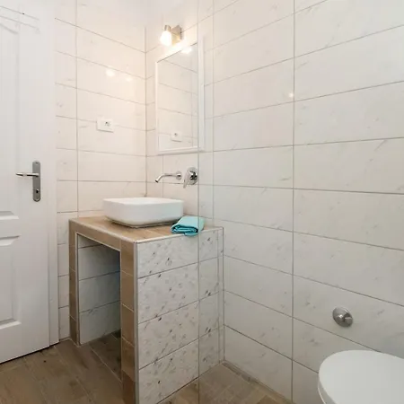 Vinka Apartment *